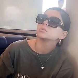 Meet your Posher, Isabel